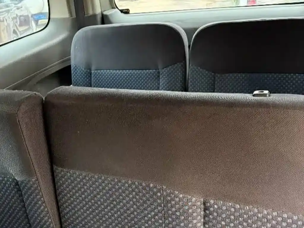 Nissan NV200 — миниатюра 5