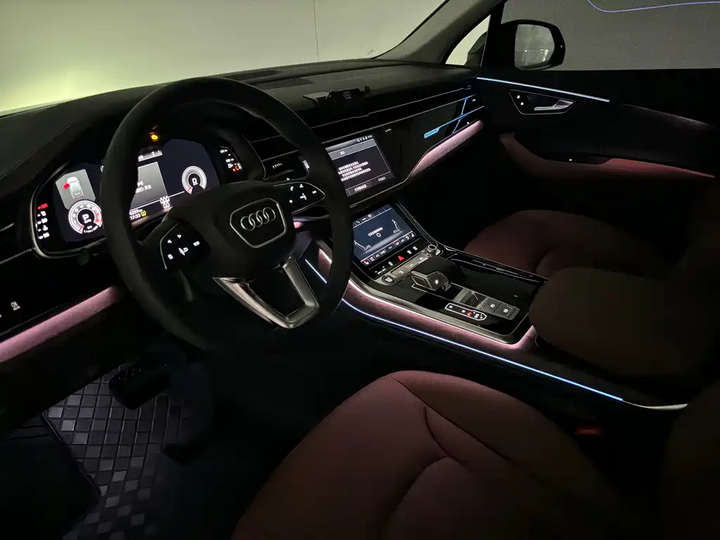 Audi Q7 — миниатюра 24