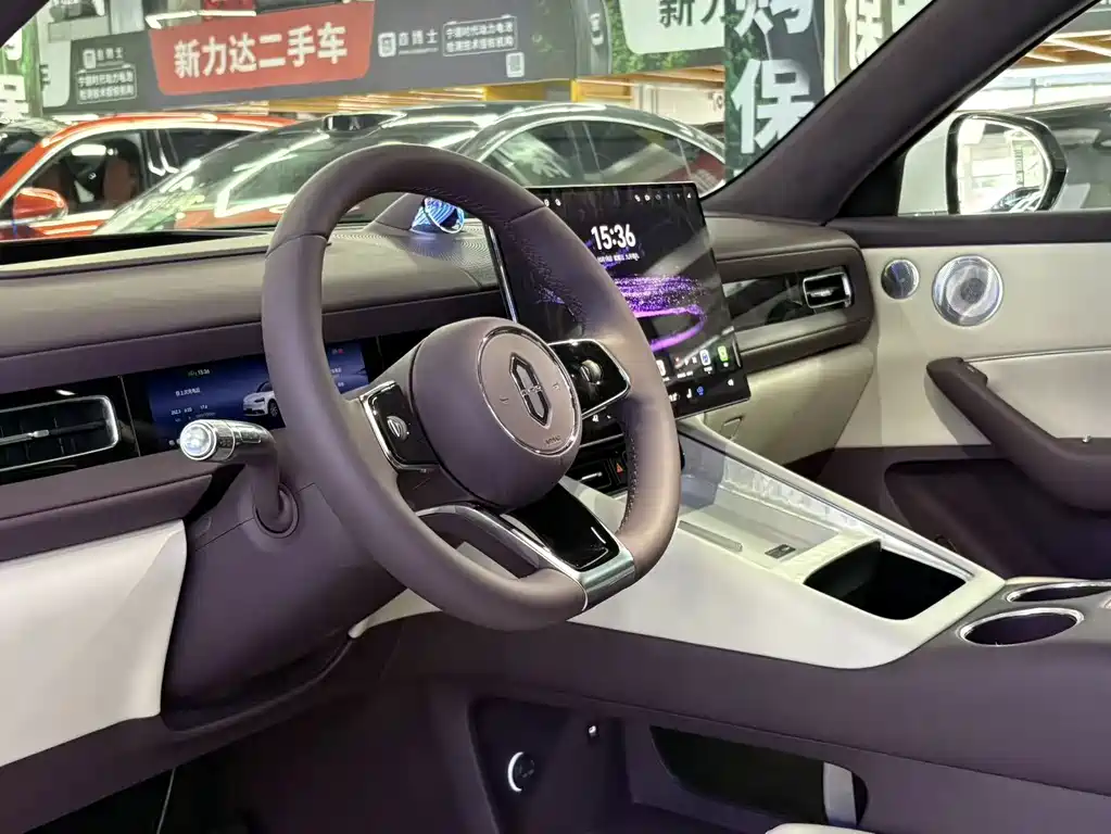 AITO AITO M6 — миниатюра 13