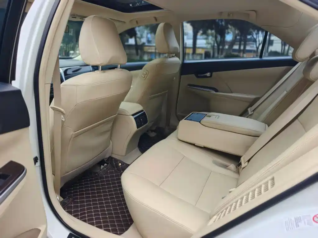 Toyota Camry 2015 2.5HG Luxury