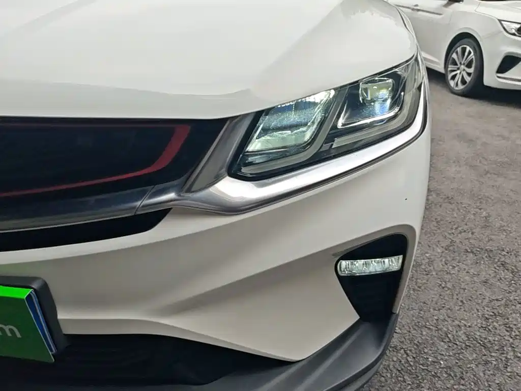 Geely Binyue — миниатюра 24