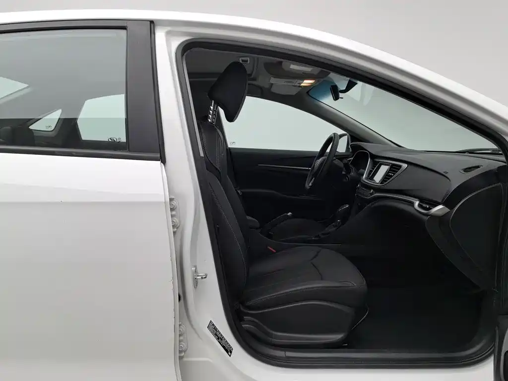 Buick Excelle — миниатюра 23