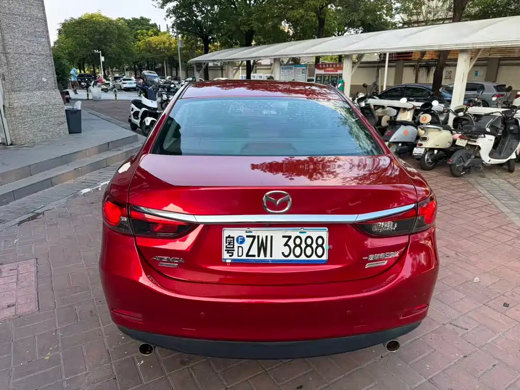 Mazda Atenza — миниатюра 9