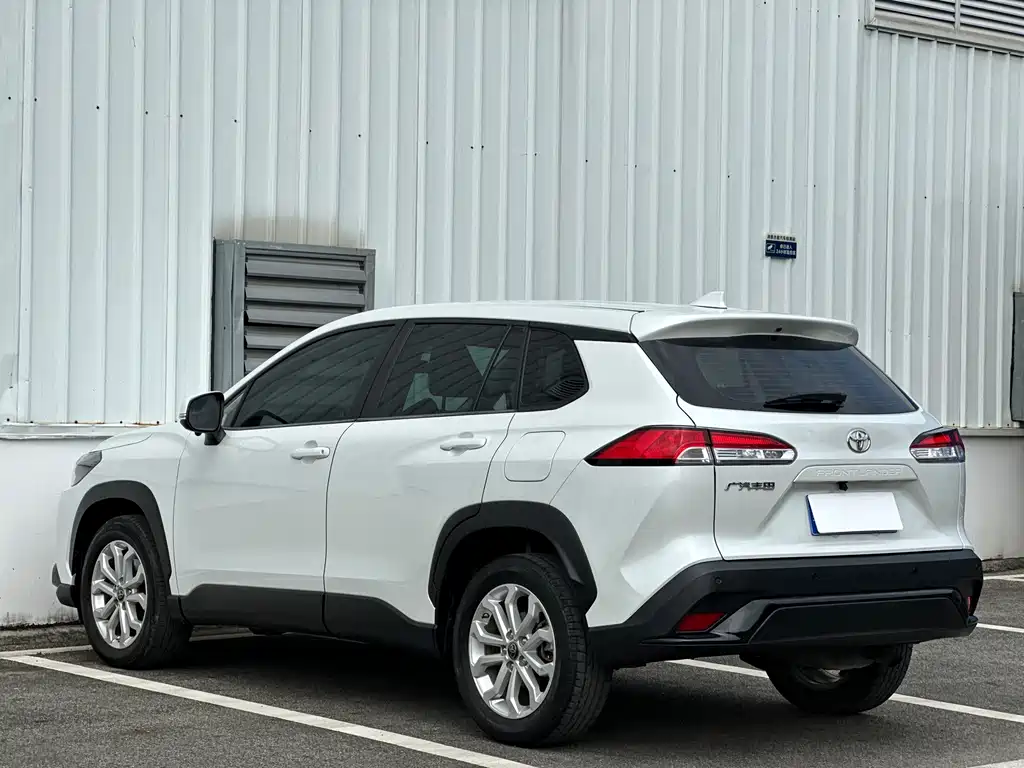 Toyota Frontlander — миниатюра 7