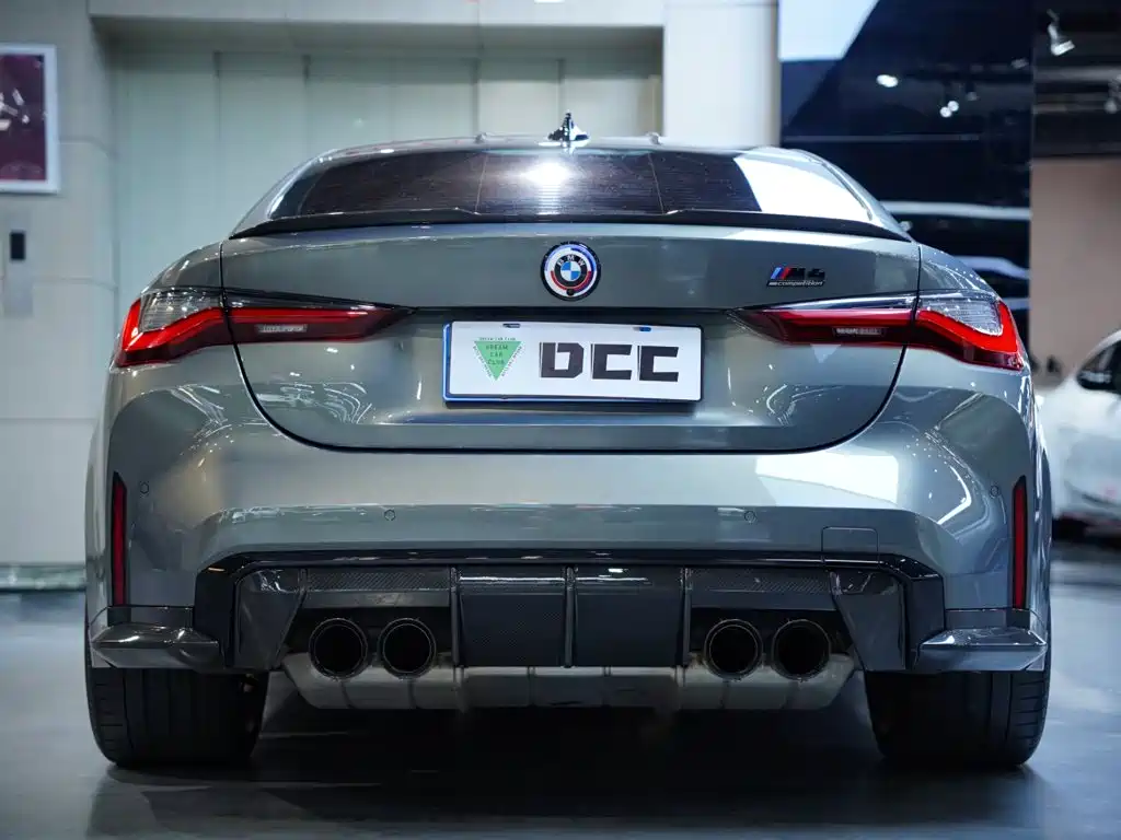 BMW M4 — миниатюра 8