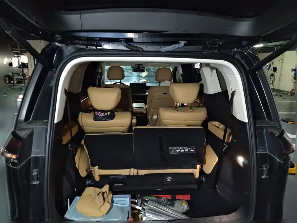 GAC Motor Trumpchi E8 PHEV — миниатюра 20