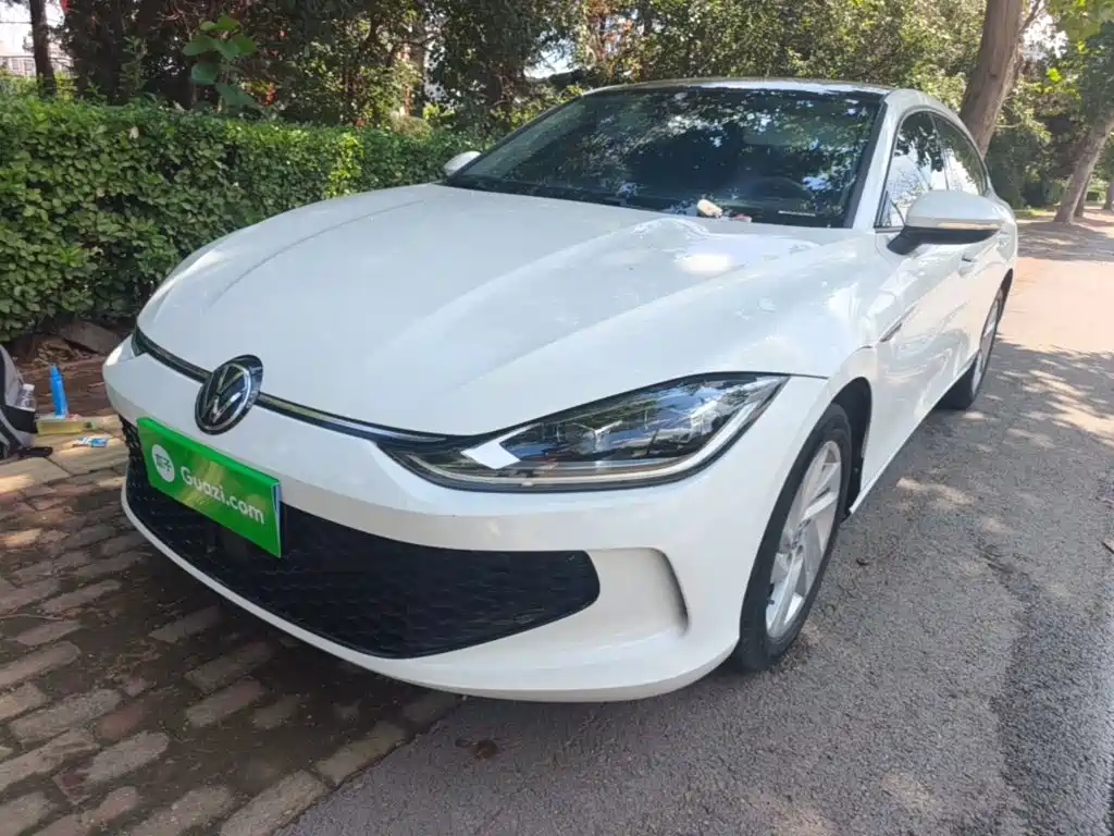 2024 Volkswagen Arteon - zdjęcie 1 z 25