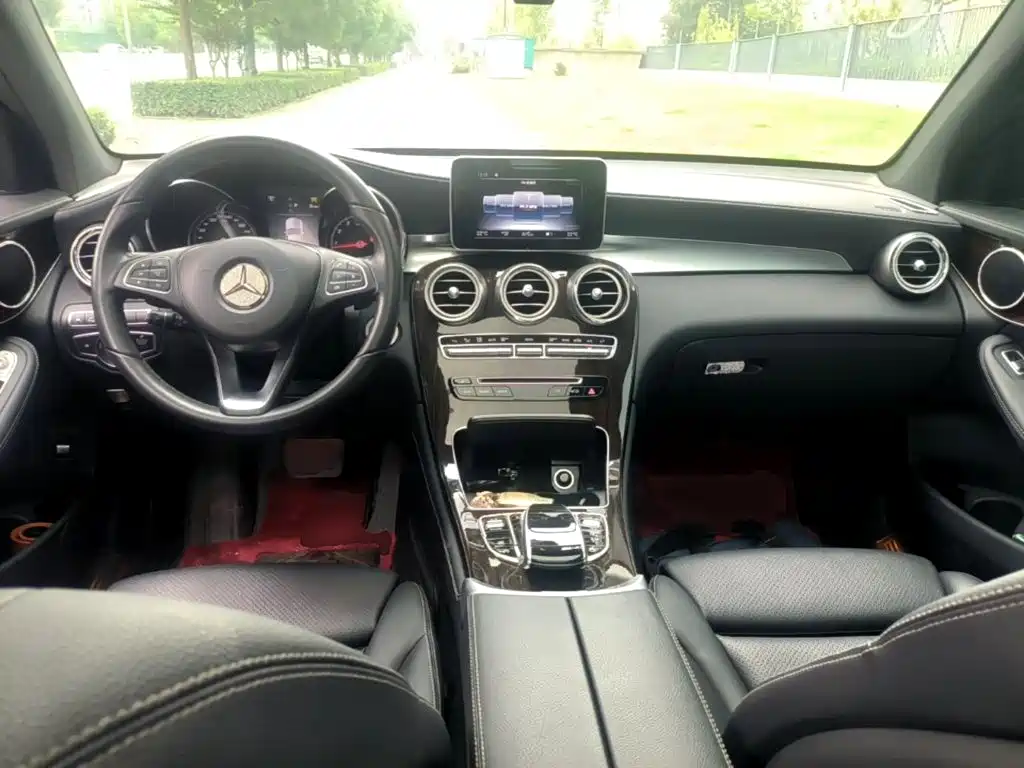 Mercedes-Benz GLC — миниатюра 10