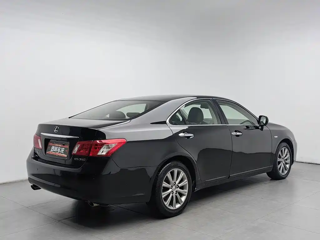 Lexus ES — миниатюра 2
