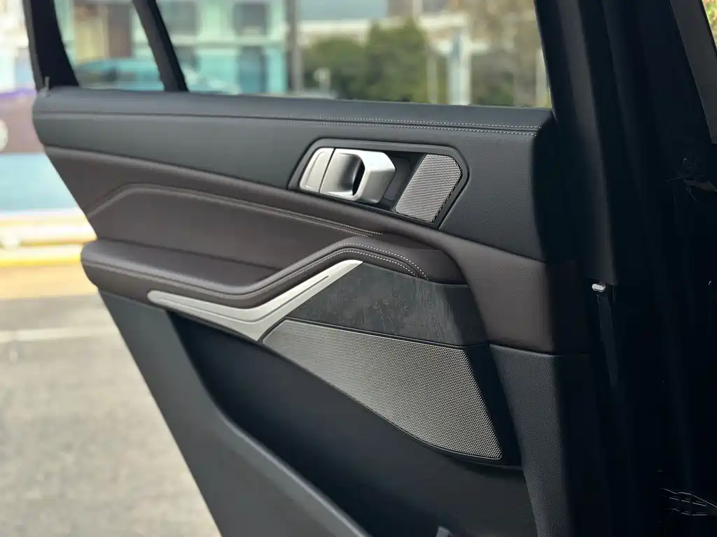 BMW X5 — миниатюра 13