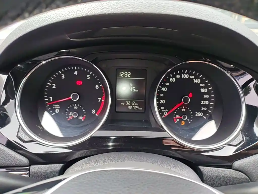 Volkswagen Sagitar — миниатюра 12