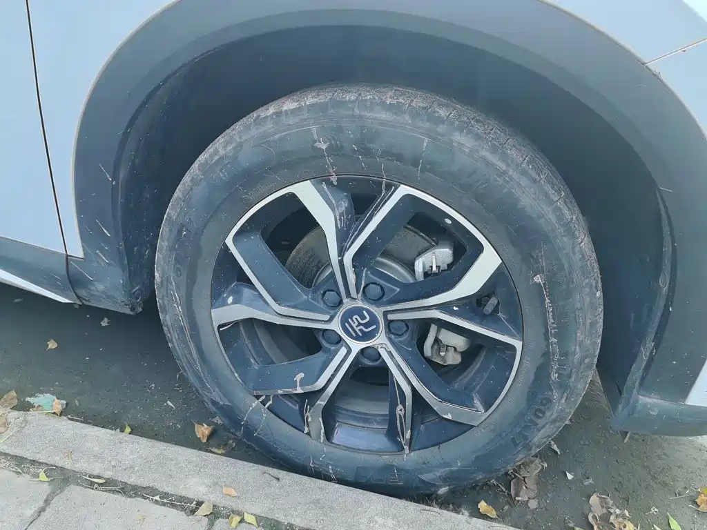 BYD Yuan Plus — миниатюра 8