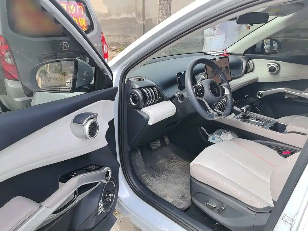 BYD Yuan Plus — миниатюра 17