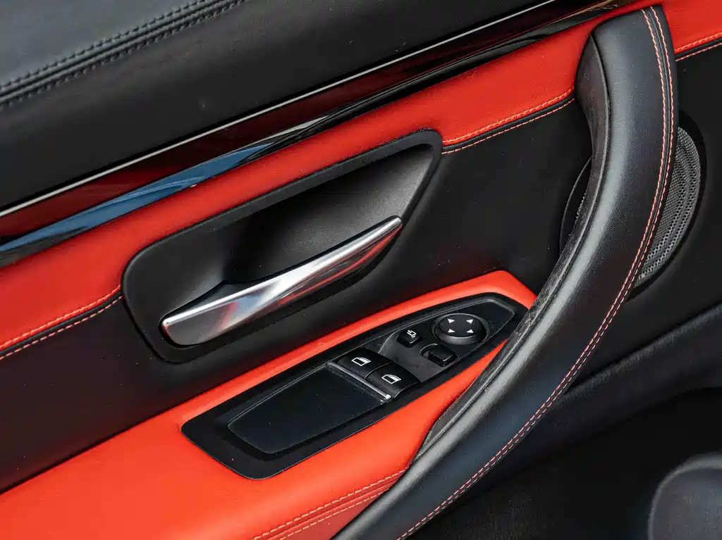 BMW M4 — миниатюра 19