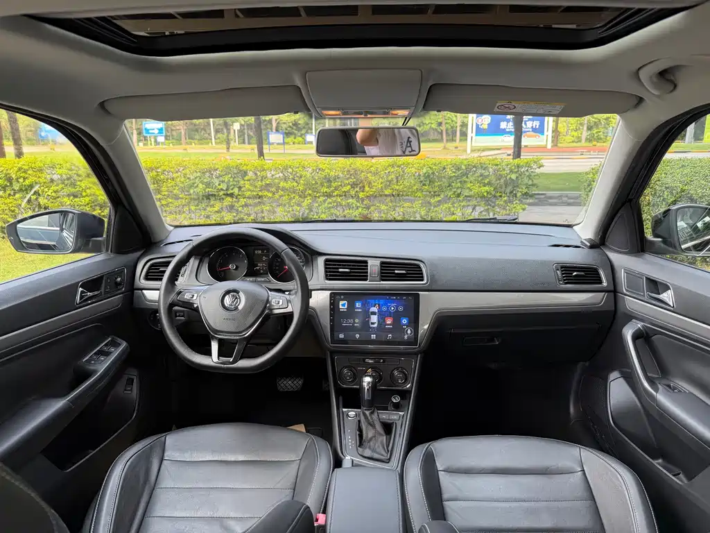 Volkswagen Lavida — миниатюра 7