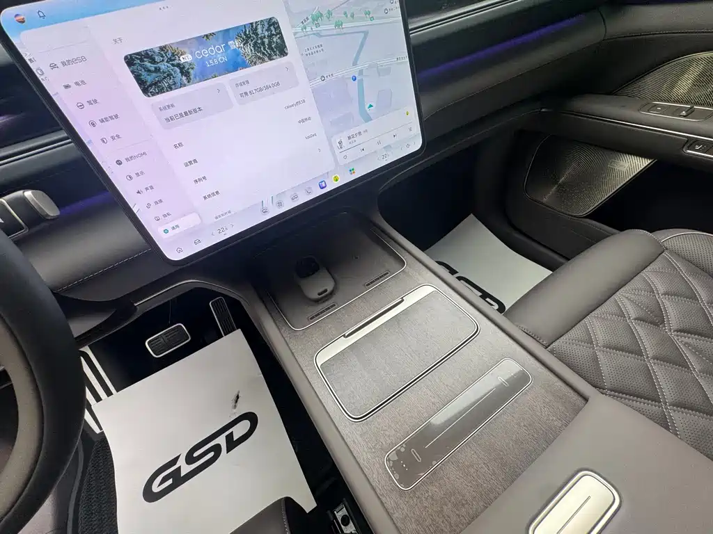 NIO ES8 — миниатюра 11