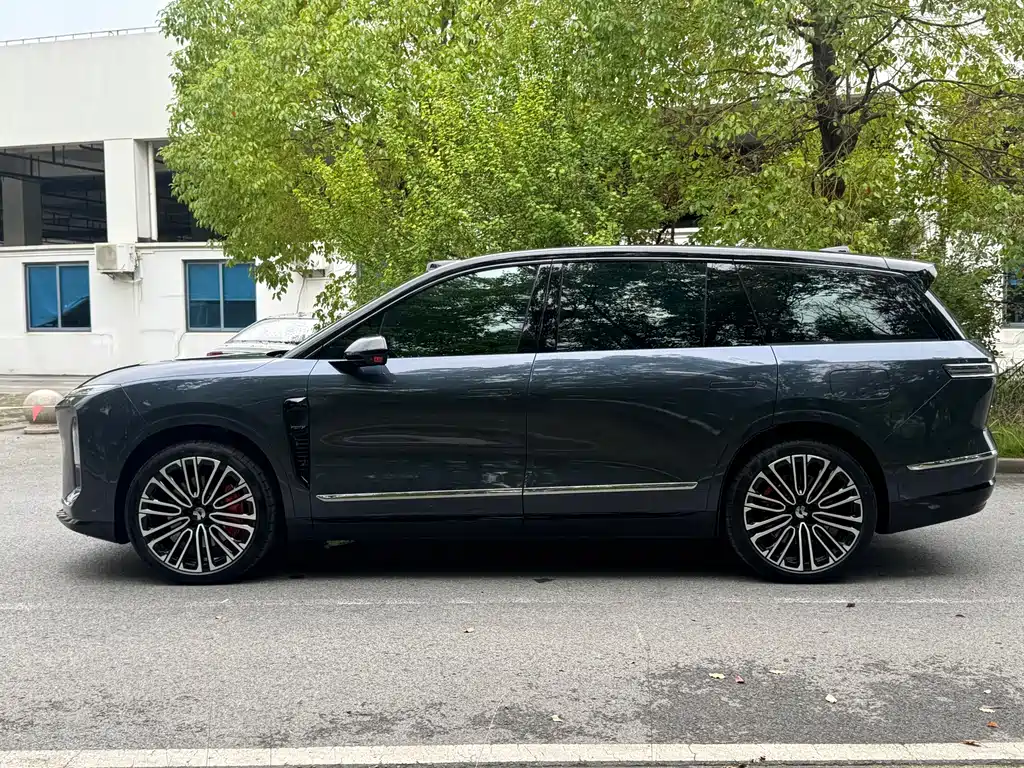 NIO ES8 — миниатюра 26