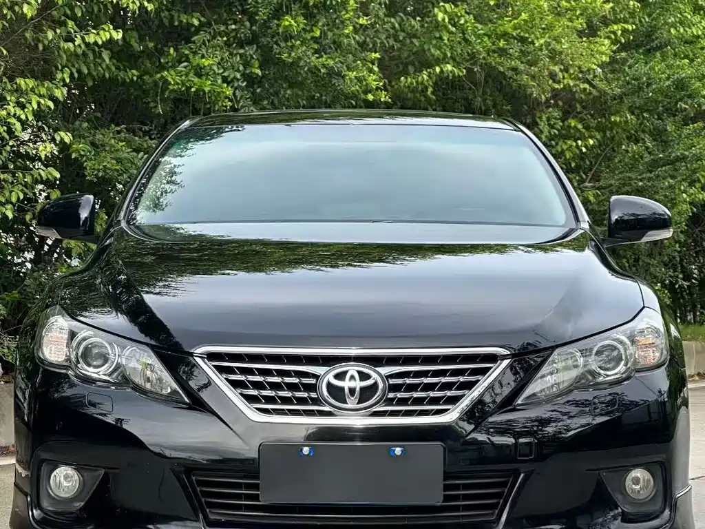 Toyota Reiz — миниатюра 2