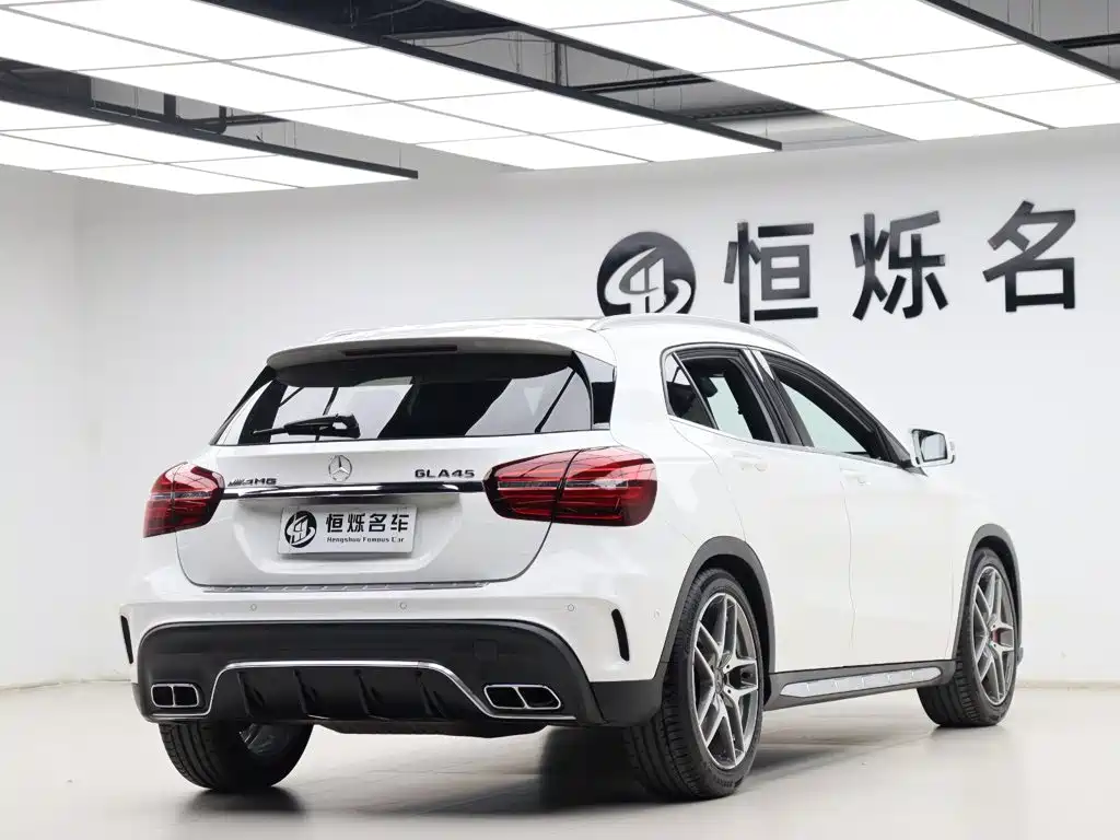 Mercedes-Benz GLA AMG — миниатюра 27