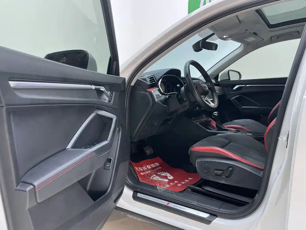 Audi Q3 — миниатюра 21