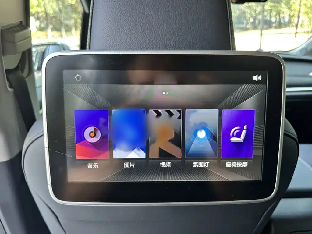 GAC Motor Trumpchi M8 — миниатюра 2