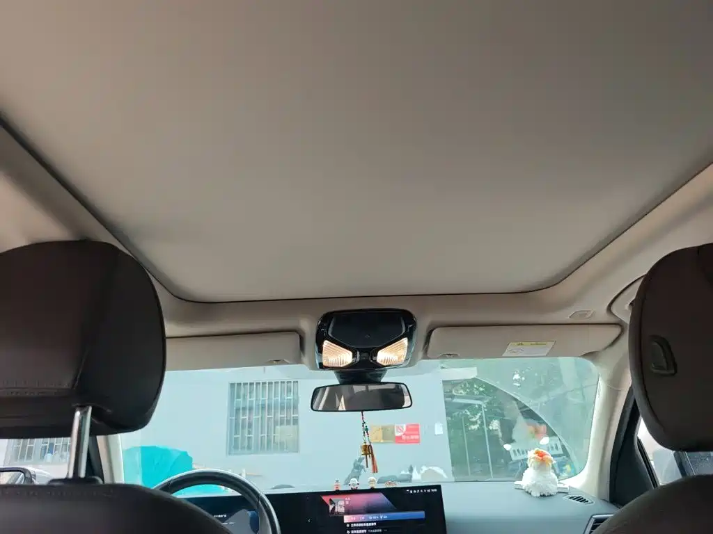 BMW i3 — миниатюра 9