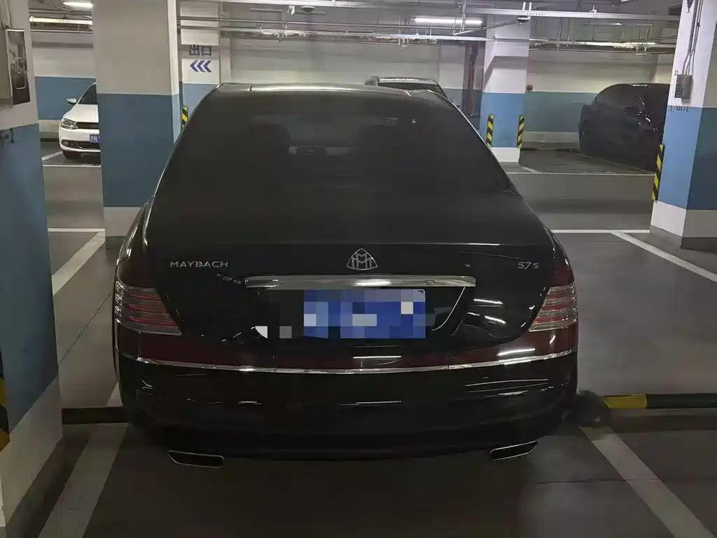 Mercedes-Benz Maybach 2011 6.0T 57 S