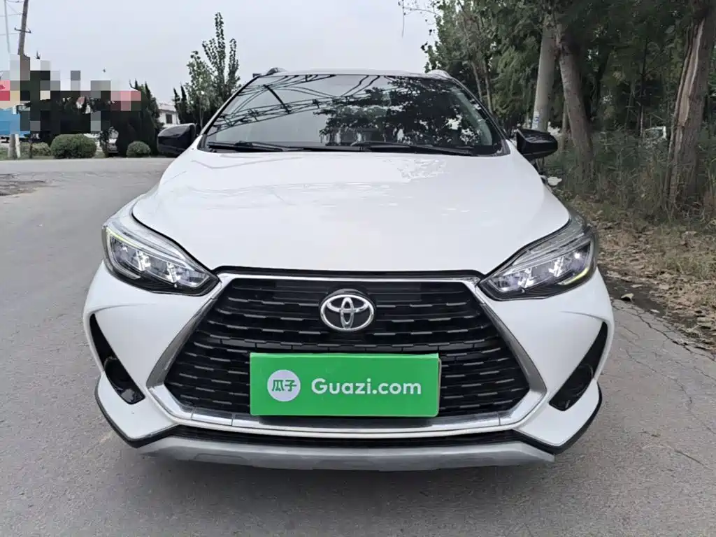 Toyota Yaris L — миниатюра 3