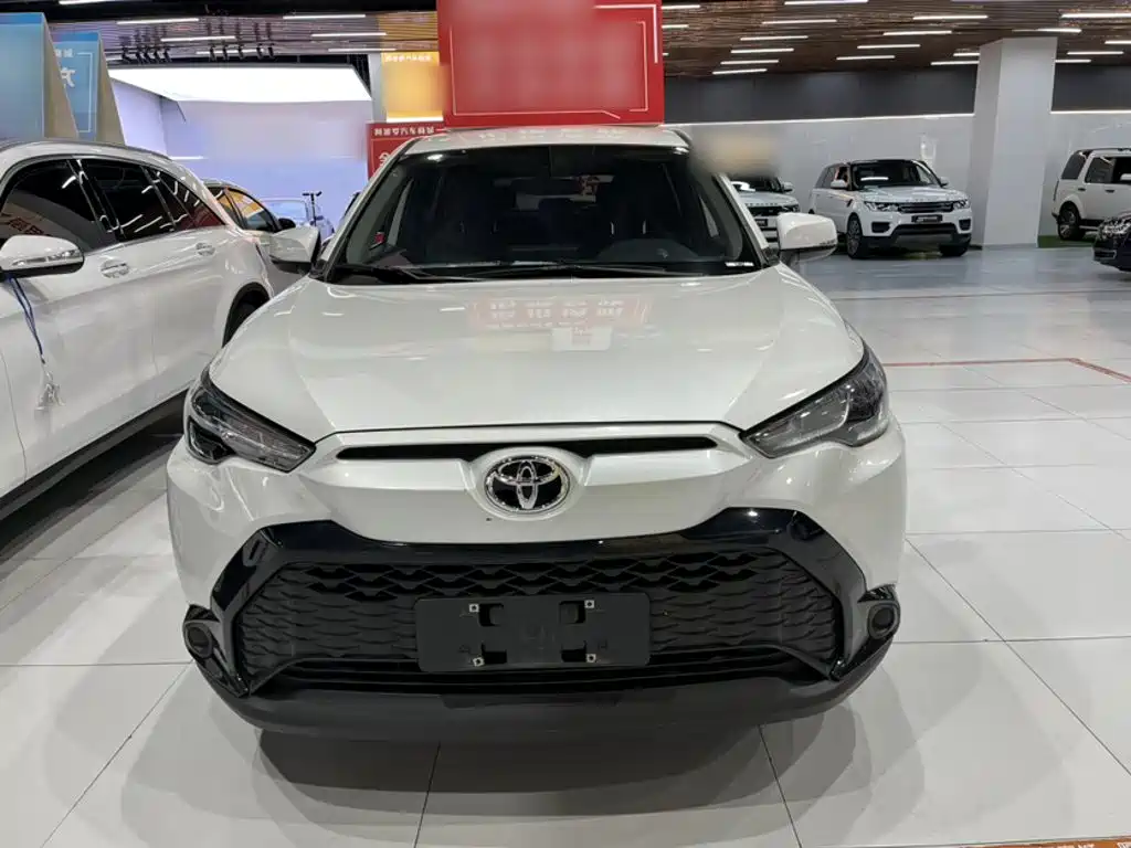 Toyota Frontlander — миниатюра 8