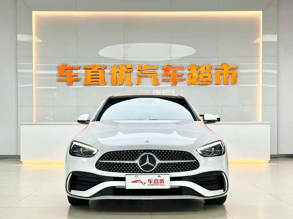 Mercedes-Benz C-Class — миниатюра 3