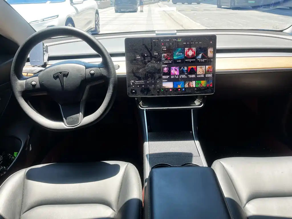 Tesla Model 3 — фотографии объявления, Фото 13