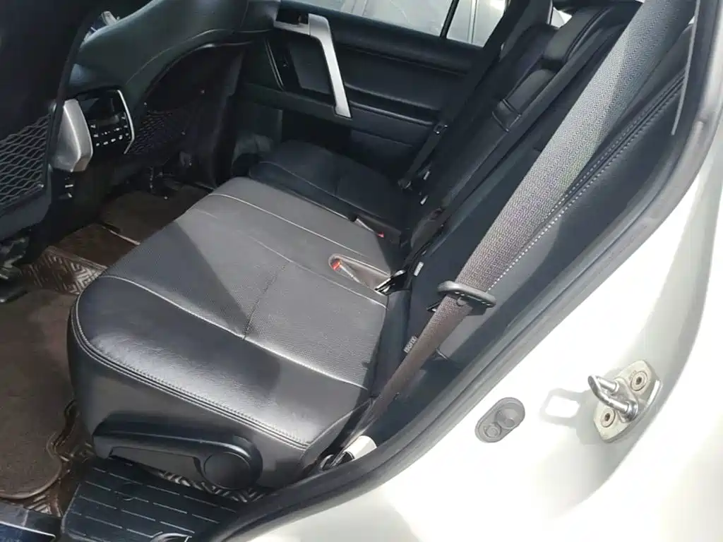 Toyota Prado — миниатюра 17