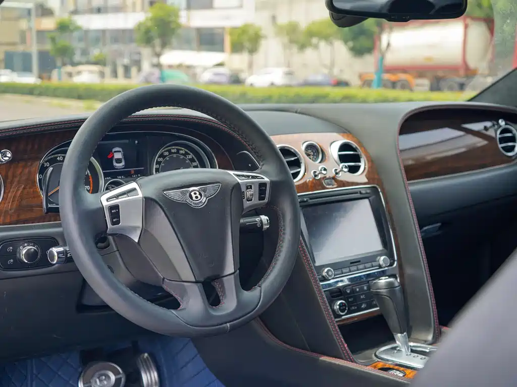 Bentley Continental — миниатюра 5