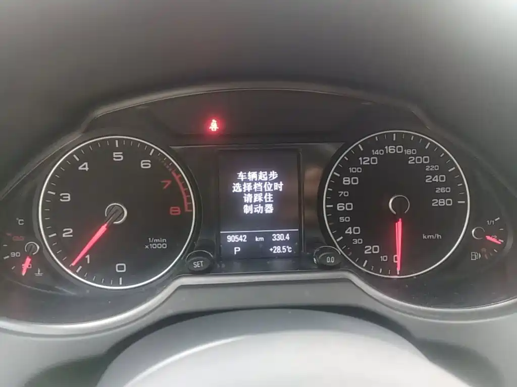 Audi Q5 — миниатюра 12