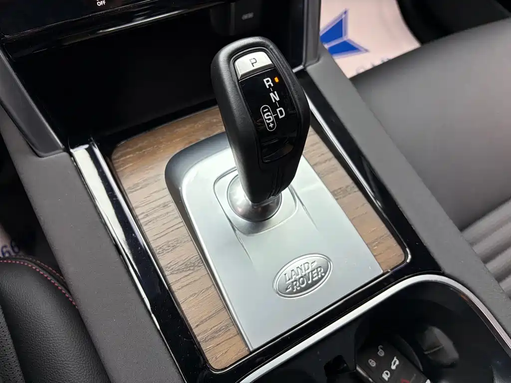 Land Rover Discovery Sport — миниатюра 14