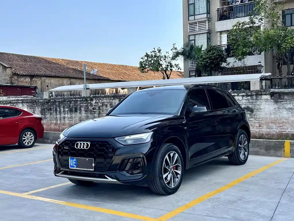 Audi Q5L 2025