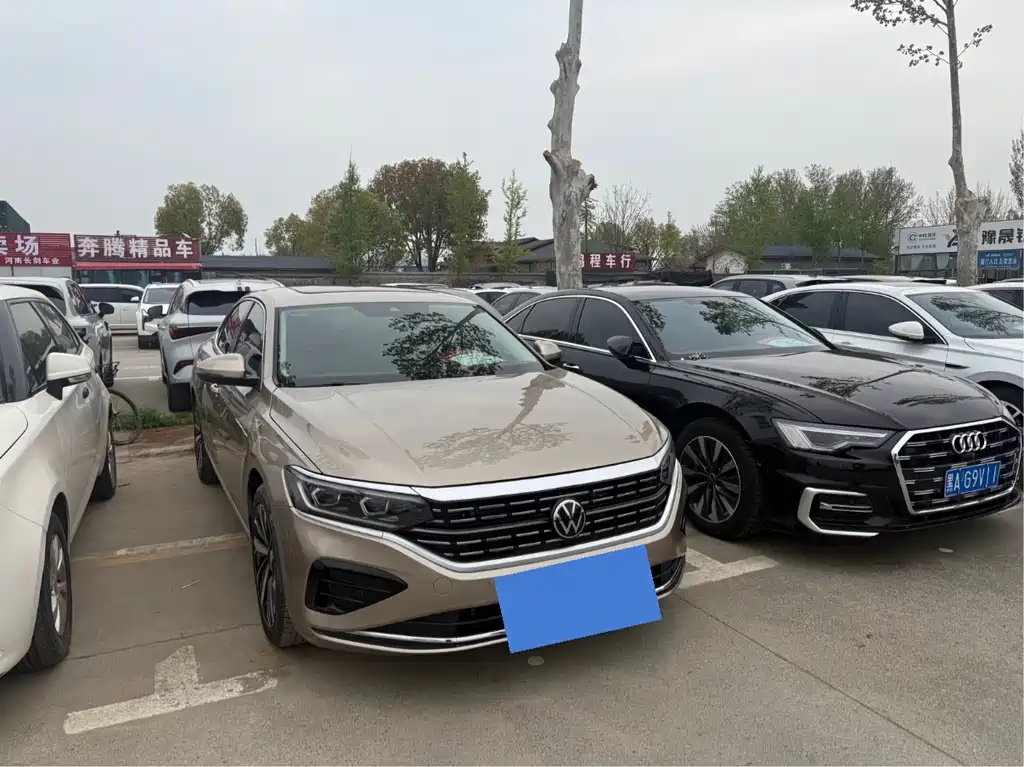 Volkswagen Passat 2022