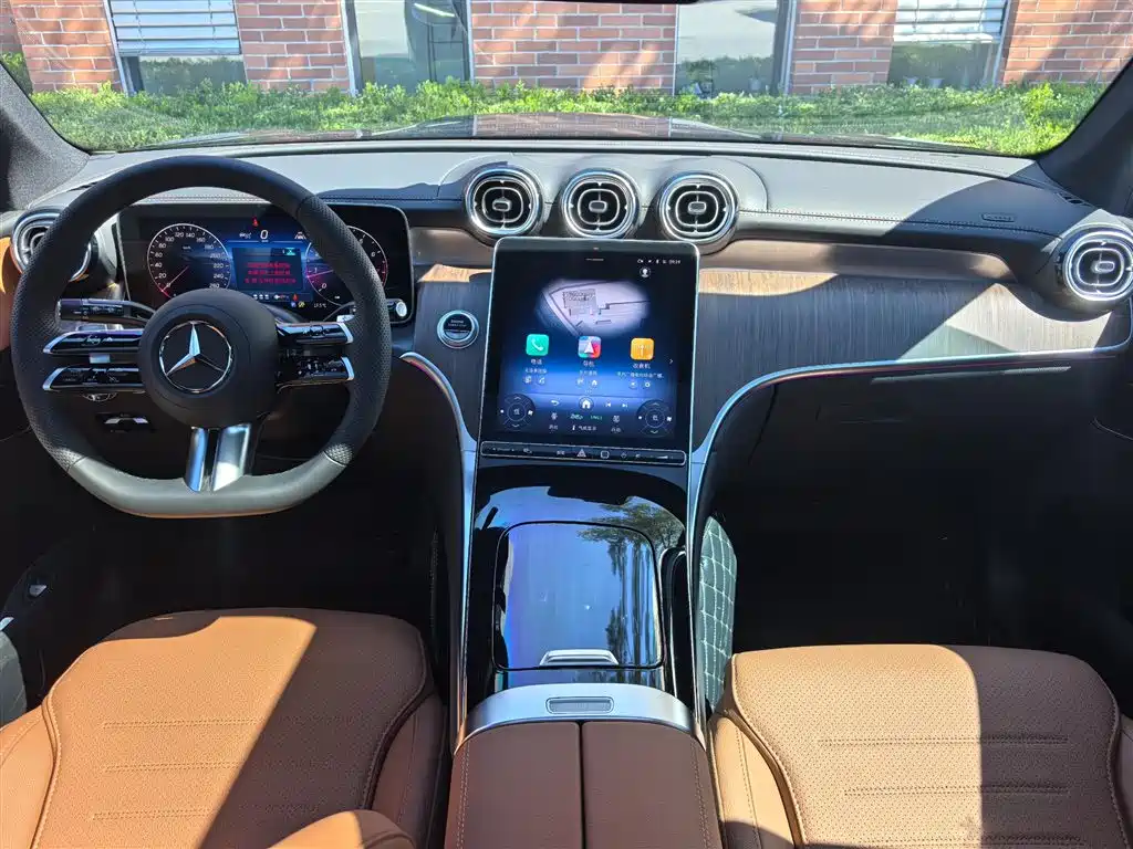 Mercedes-Benz GLC 2025 GLC 300 L 4MATIC 5 мест