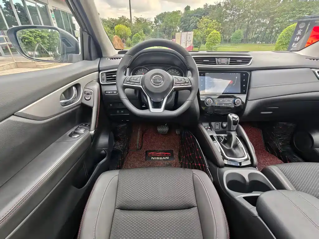 Nissan Qashqai — миниатюра 8