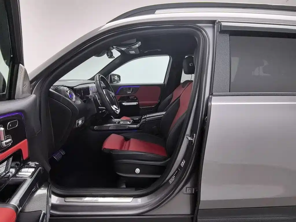 Mercedes-Benz GLB AMG — миниатюра 10