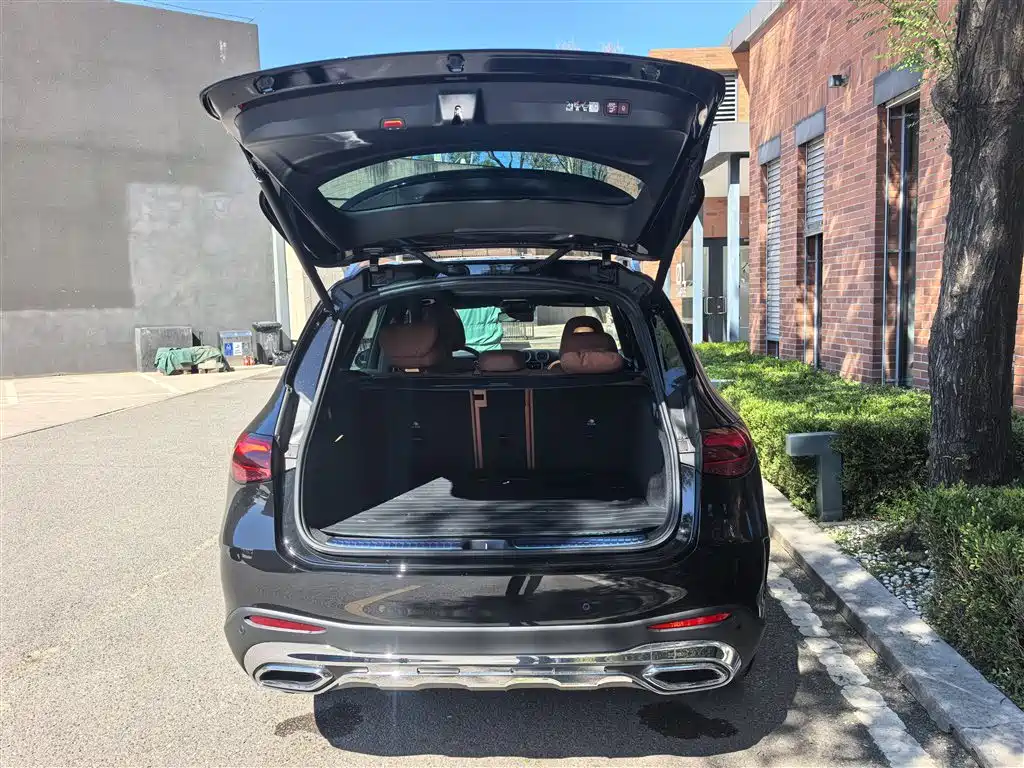 Mercedes-Benz GLC 2025 GLC 300 L 4MATIC 5 мест
