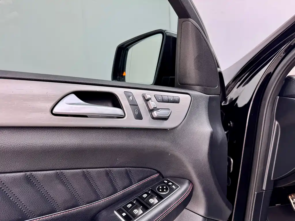 Mercedes-Benz GLE Coupe — миниатюра 8