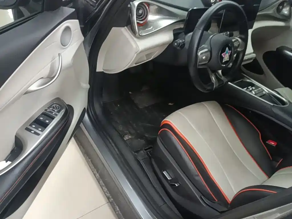 BYD Dolphin — миниатюра 16