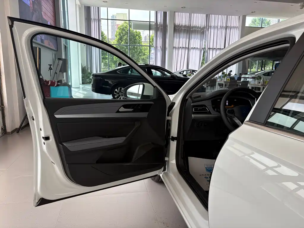 Volkswagen Lavida 2026 1.5L AT