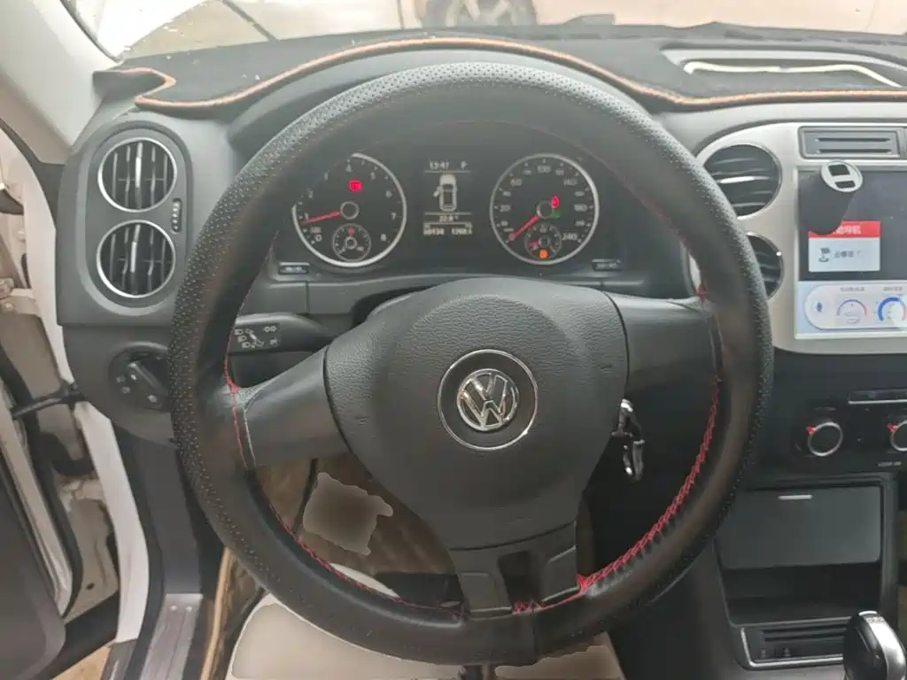 Volkswagen Tiguan — миниатюра 11