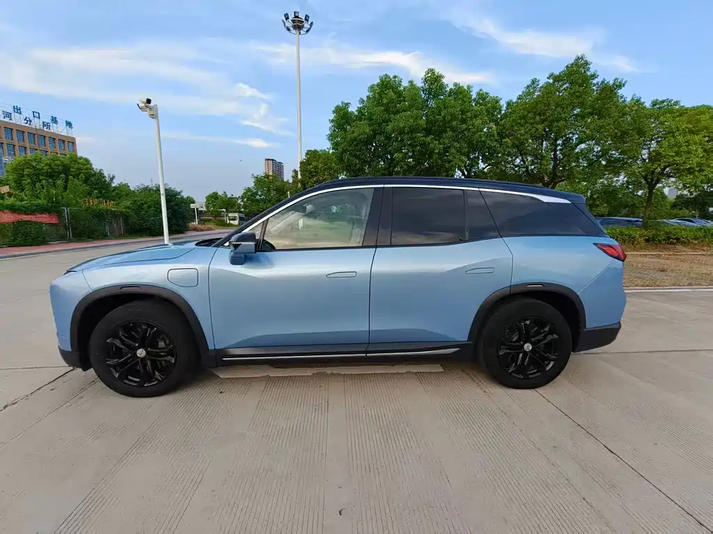 NIO ES8 — миниатюра 4