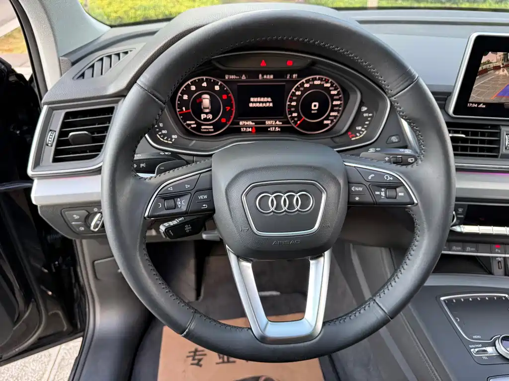Audi Q5L — миниатюра 24