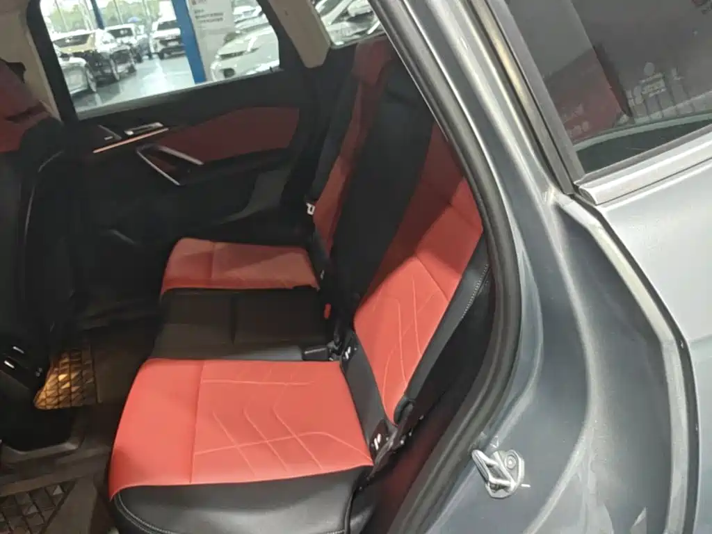 BMW iX1 — миниатюра 22