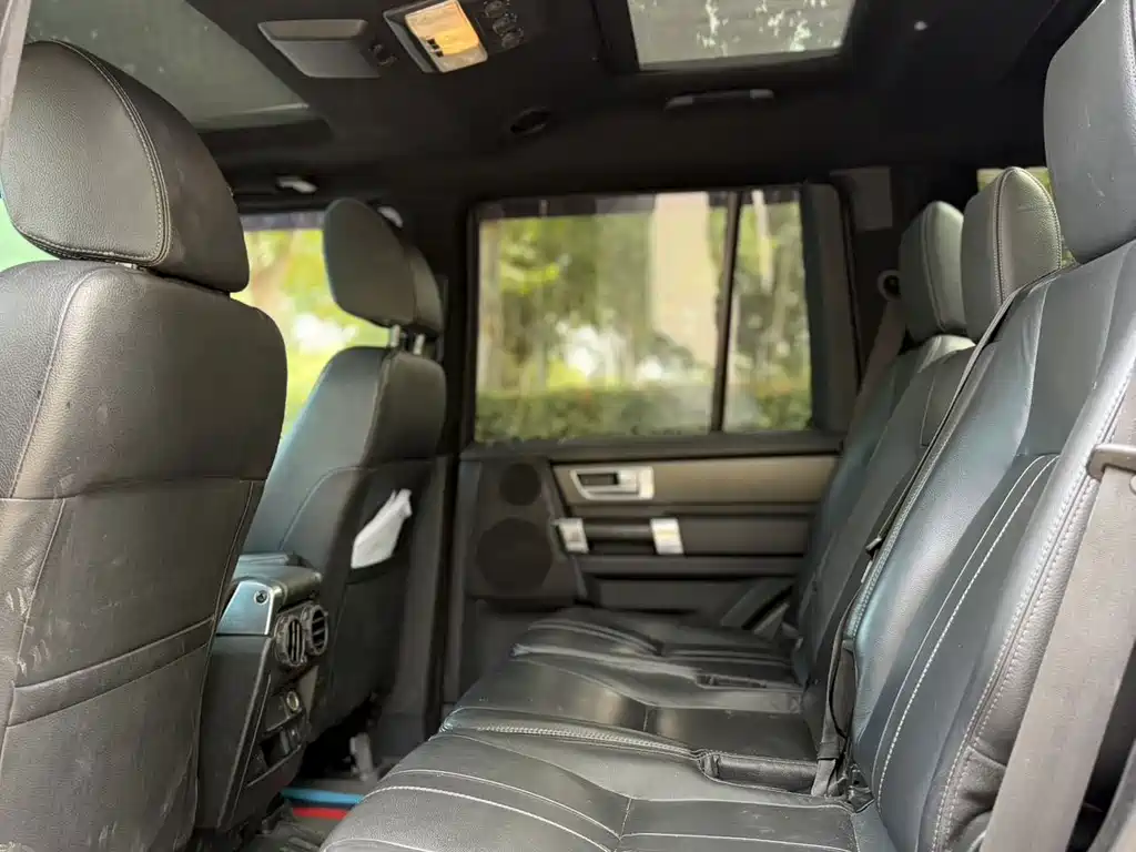 Land Rover Discovery — миниатюра 4