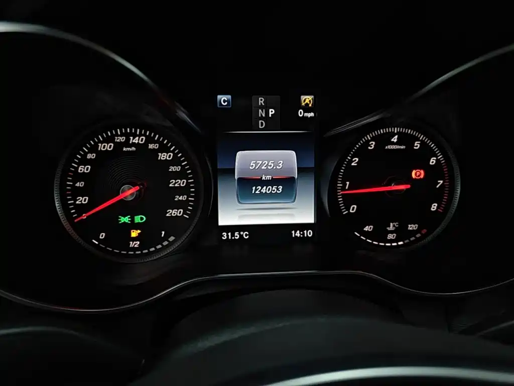 Mercedes-Benz C-Class — миниатюра 12